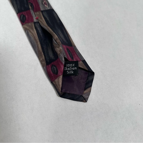 2 for$15 Cambridge Classics 100% Italian Silk Patterned Tie - Picture 7 of 8
